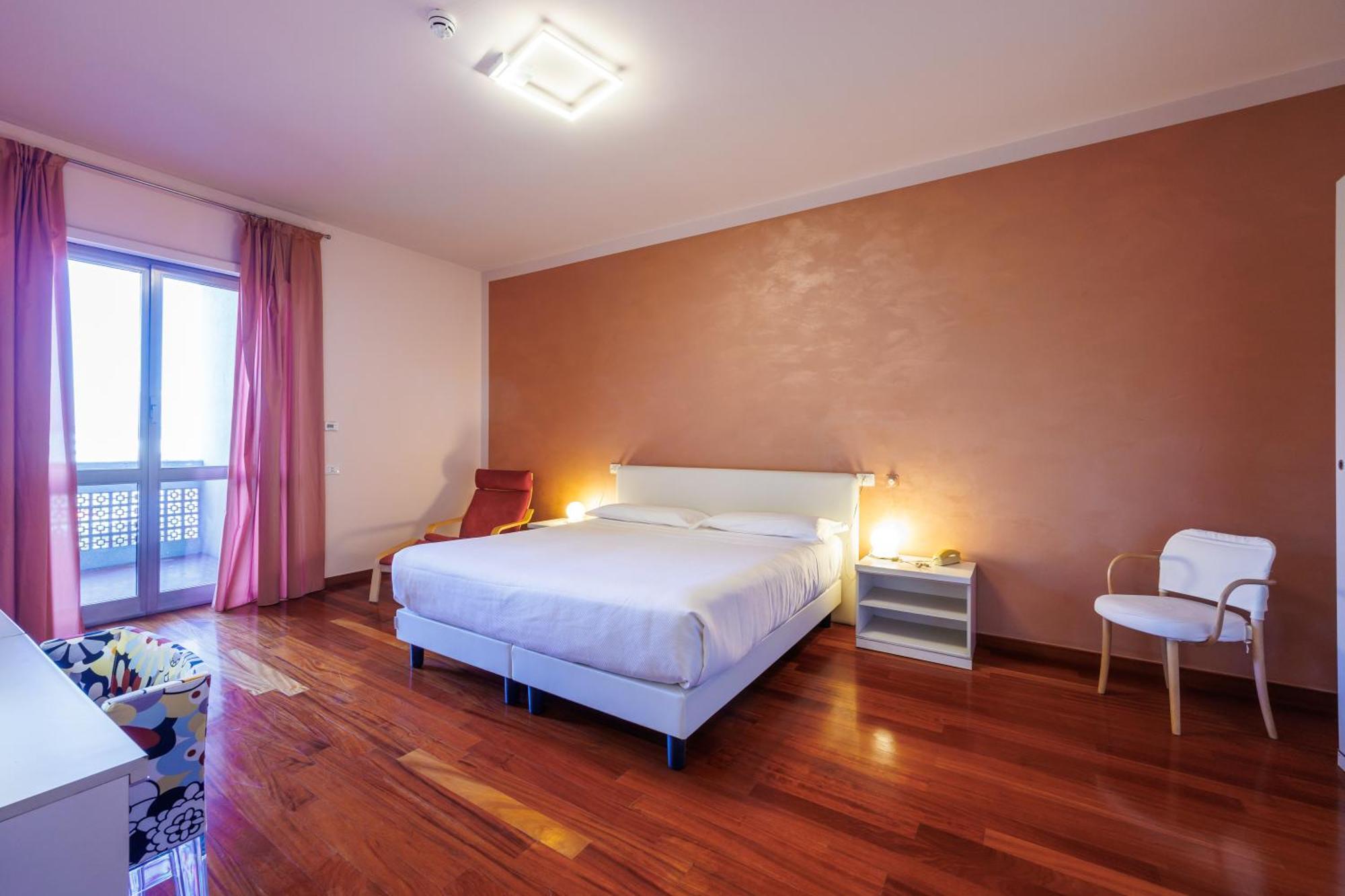 Residence Hotel Torino Uno Екстериор снимка